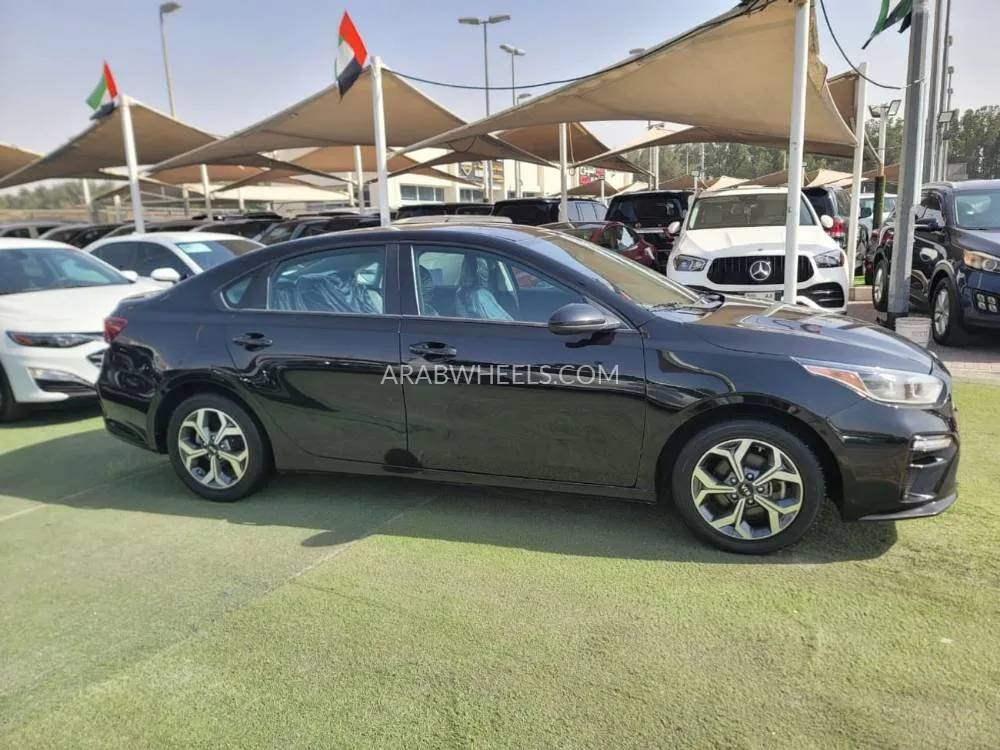 Kia Cerato 2021 for Sale in Ajman Image-10