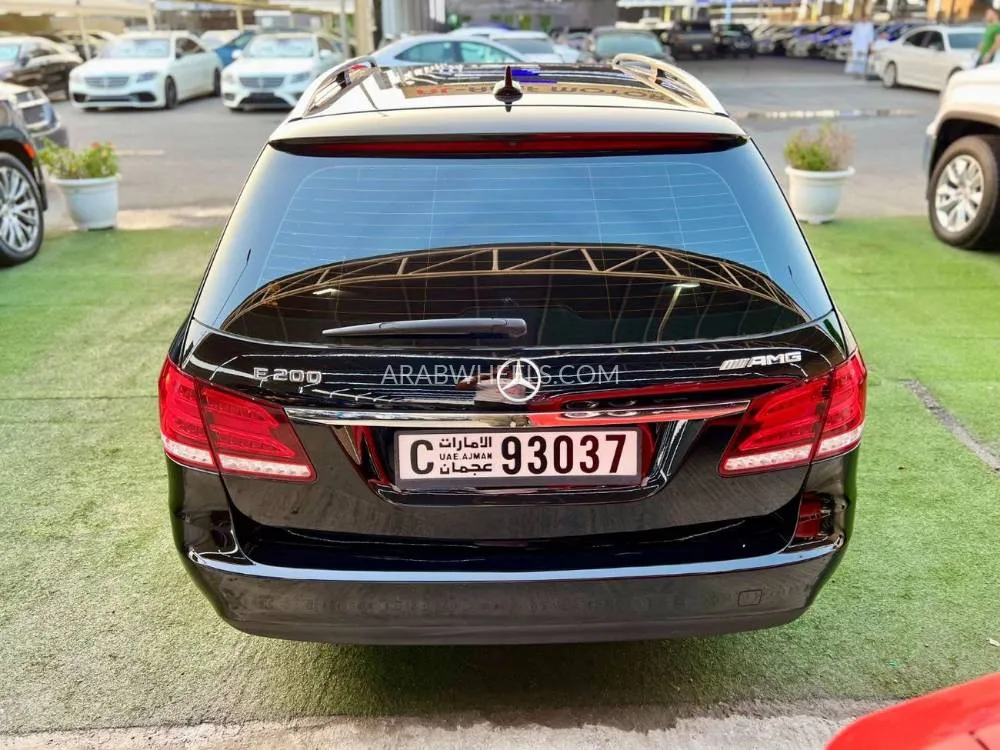 مرسيدس بنز كلاس E 2016 for Sale in عجمان Image-3