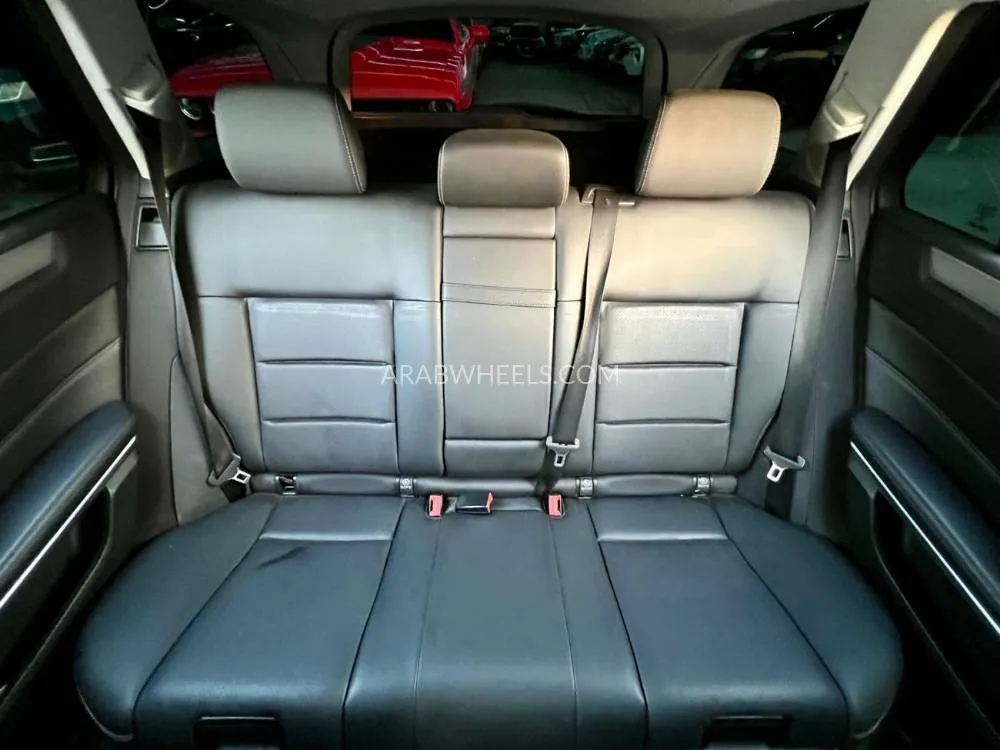 مرسيدس بنز كلاس E 2016 for Sale in عجمان Image-14