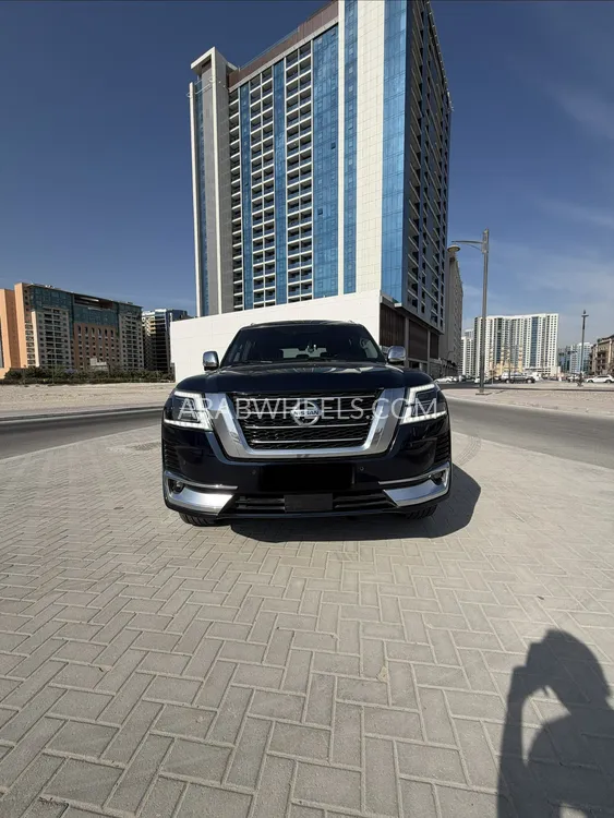 Nissan Patrol 2020 for Sale in Dubai Image-10