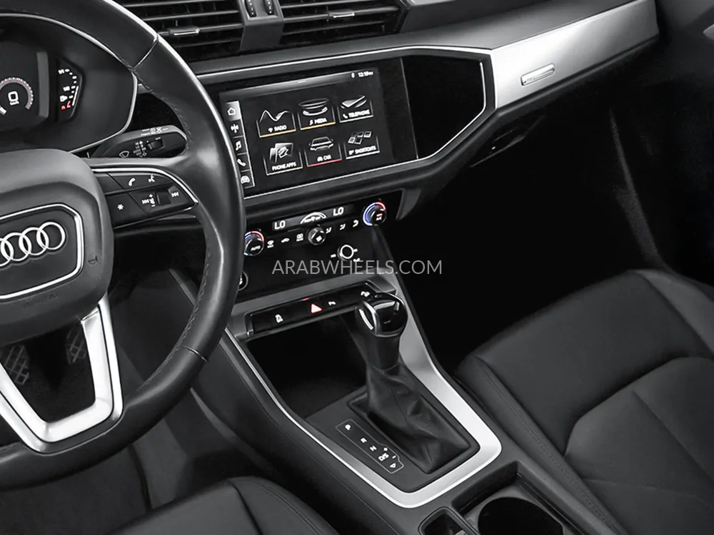Audi Q3 2021 for Sale in Dubai Image-9