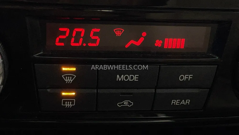 Mitsubishi Pajero 2017 for Sale in Dubai Image-39