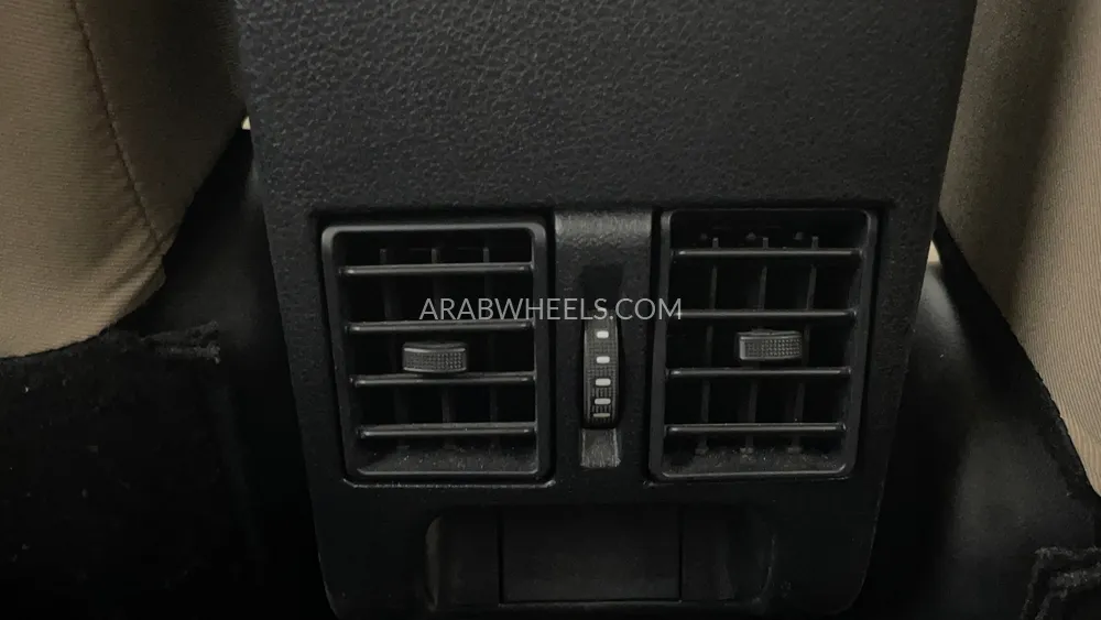 Toyota Yaris 2024 for Sale in Dubai Image-21