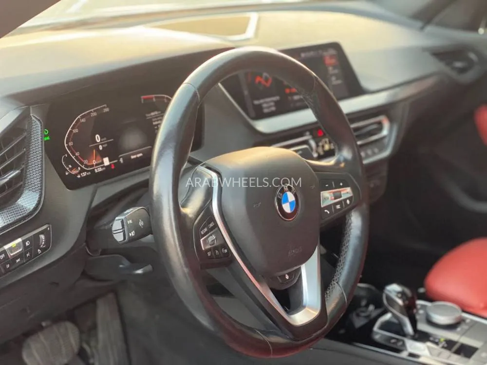 بي إم دبليو الفئة الثانية 2022 for Sale in الشارقة Image-8