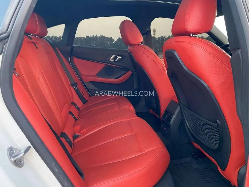 بي إم دبليو الفئة الثانية 2022 for Sale in الشارقة Image-10