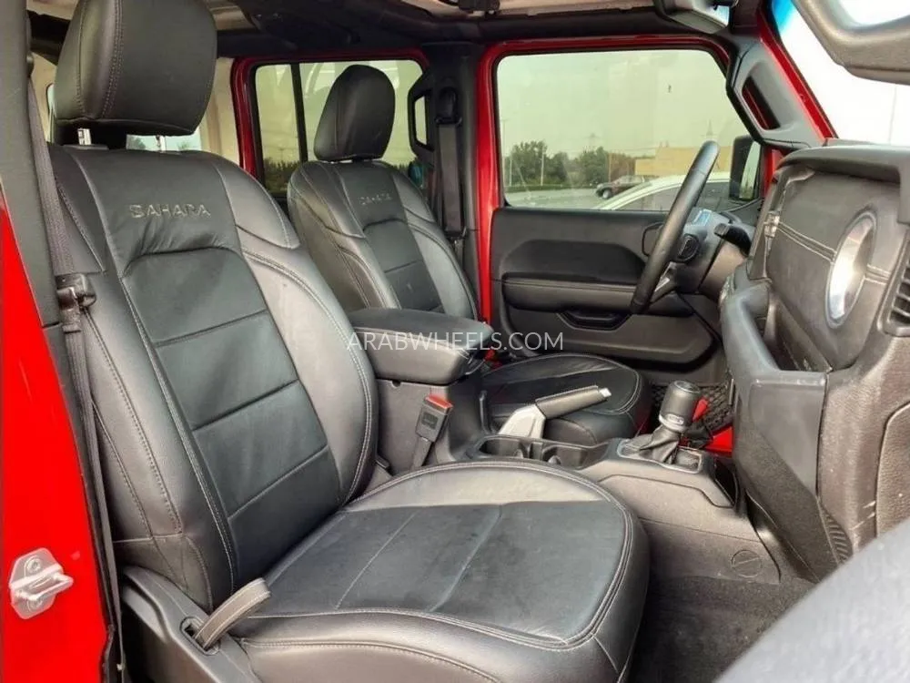 Jeep Wrangler 2018 for Sale in Sharjah Image-16