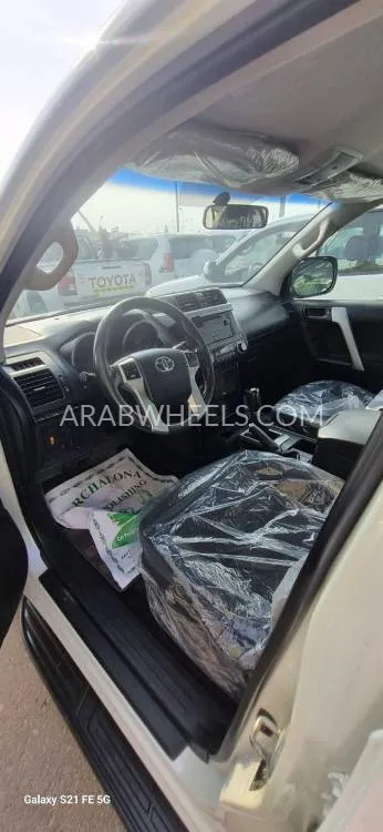 Toyota Land Cruiser Prado 2019 for Sale in Sharjah Image-7