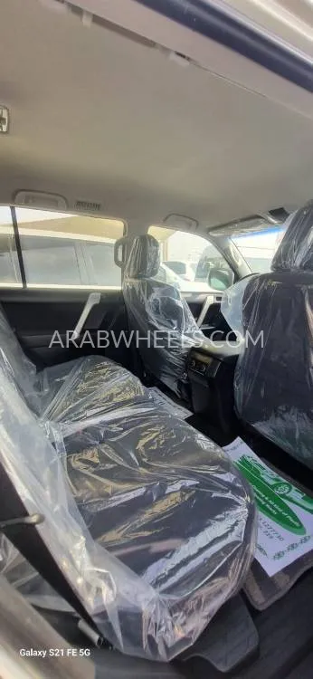 Toyota Land Cruiser Prado 2019 for Sale in Sharjah Image-10