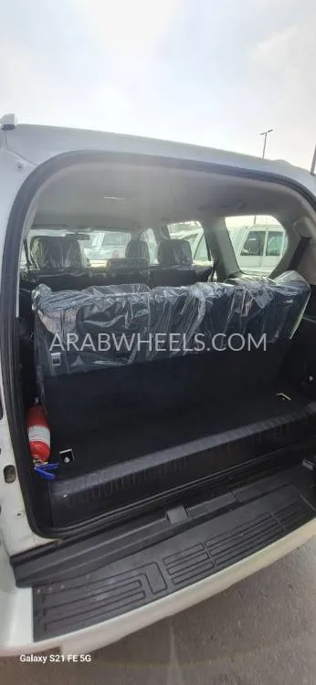 Toyota Land Cruiser Prado 2016 for Sale in Sharjah Image-9
