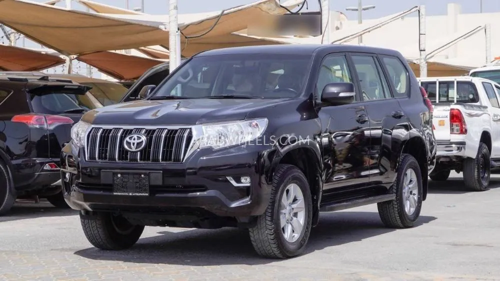 Toyota Land Cruiser Prado 2018 for Sale in Sharjah Image-3