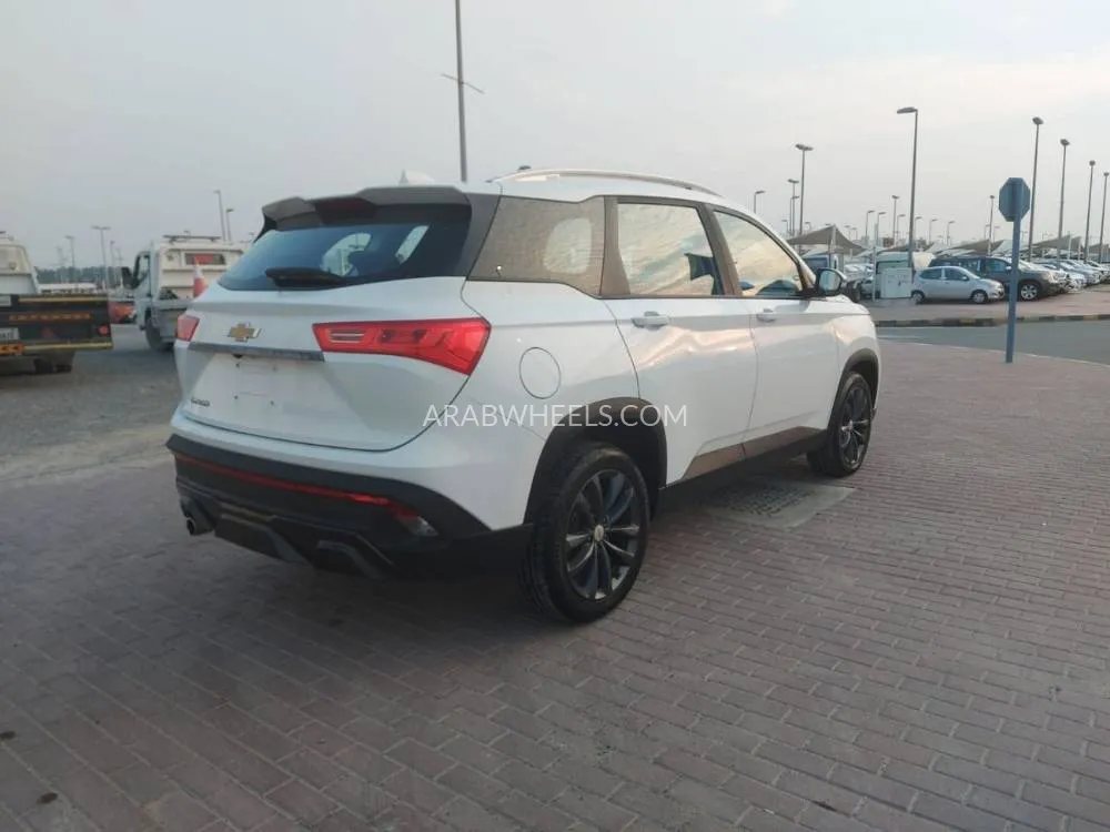 Chevrolet Captiva 2022 for Sale in Sharjah Image-7