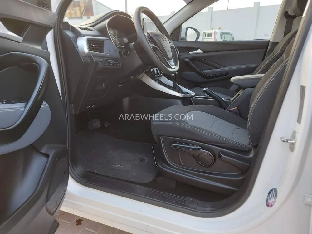 Chevrolet Captiva 2022 for Sale in Sharjah Image-11