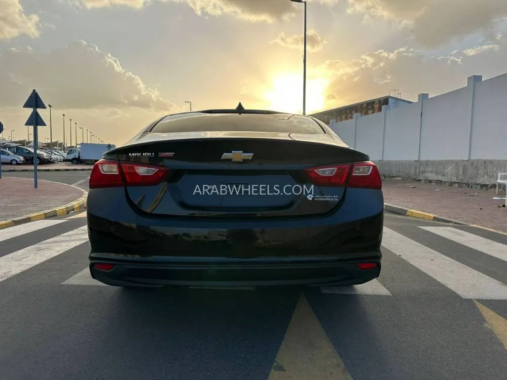شيفروليه ماليبو 2020 for Sale in الشارقة Image-2