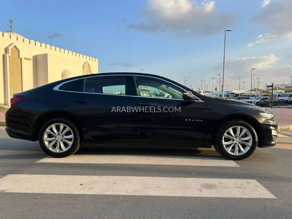 شيفروليه ماليبو 2020 for Sale in الشارقة Image-8