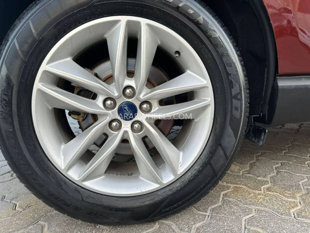 Ford Edge 2016 for Sale in Sharjah Image-14