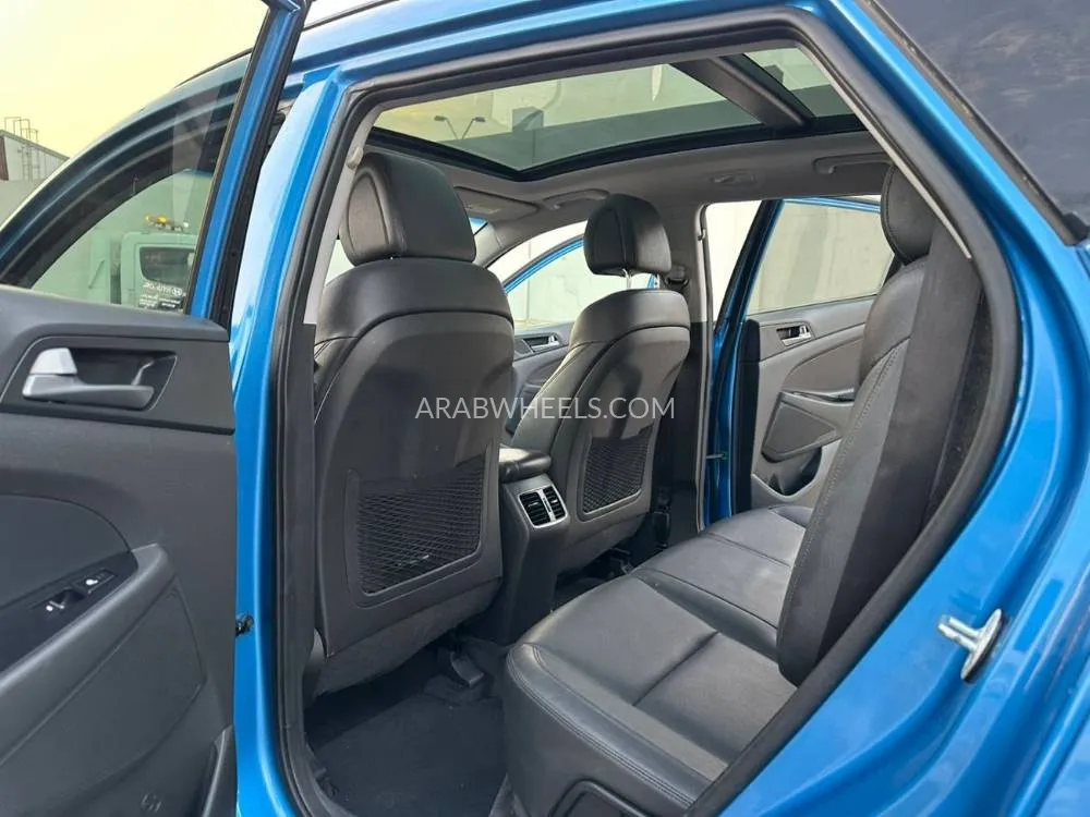 Hyundai Tucson 2016 for Sale in Sharjah Image-13