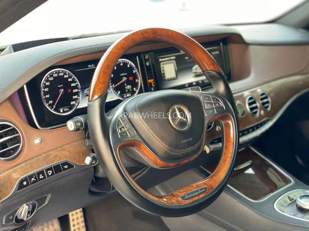 Mercedes Benz CLS Class 2015 for Sale in Sharjah Image-7