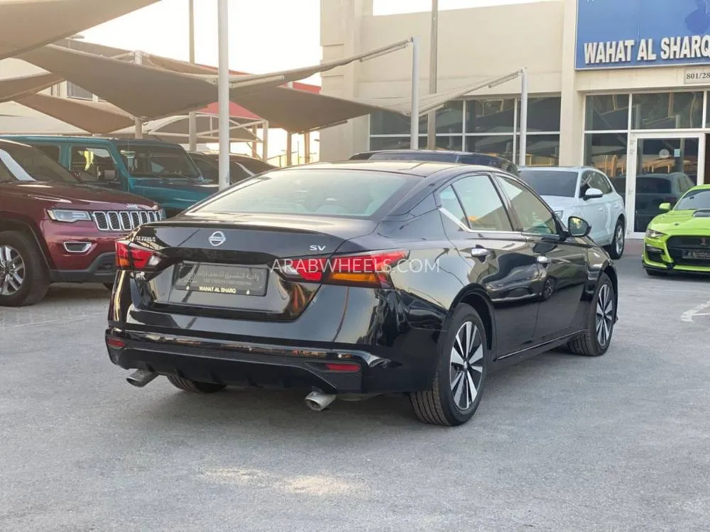 Nissan Altima 2019 for Sale in Sharjah Image-6