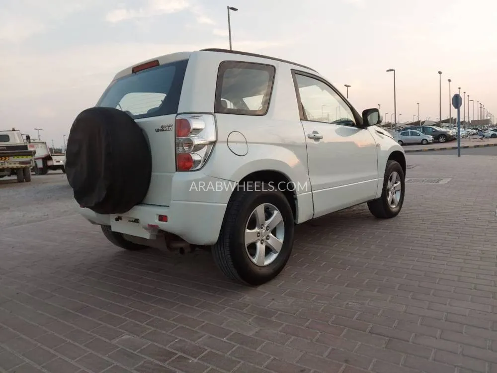 Suzuki Grand Vitara 2014 for Sale in Sharjah Image-5