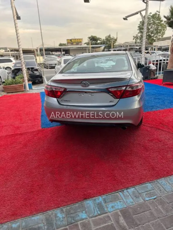 Toyota Camry 2016 for Sale in Ajman Image-7