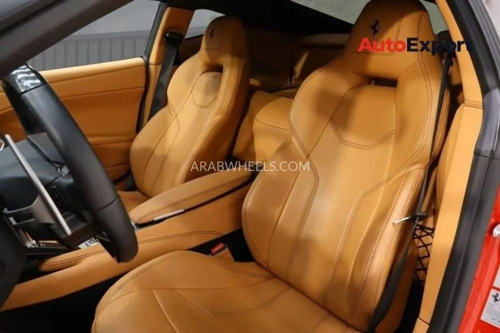 Ferrari F12 Berlinetta 2021 for Sale in Dubai Image-4