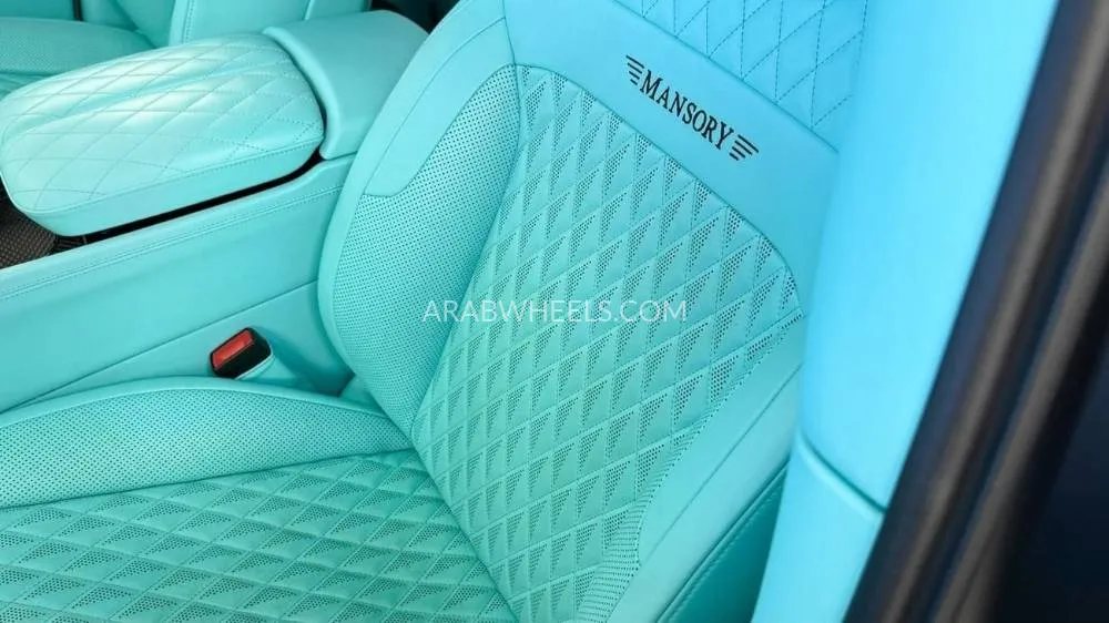 Bentley Bentayga 2022 for Sale in Dubai Image-14