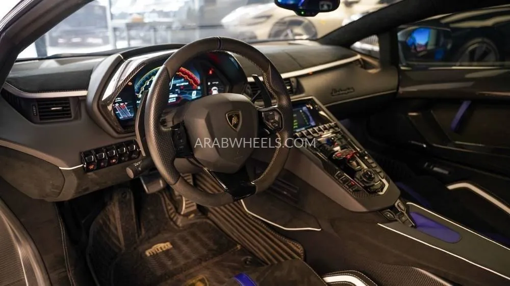 Lamborghini Aventador 2019 for Sale in Dubai Image-6