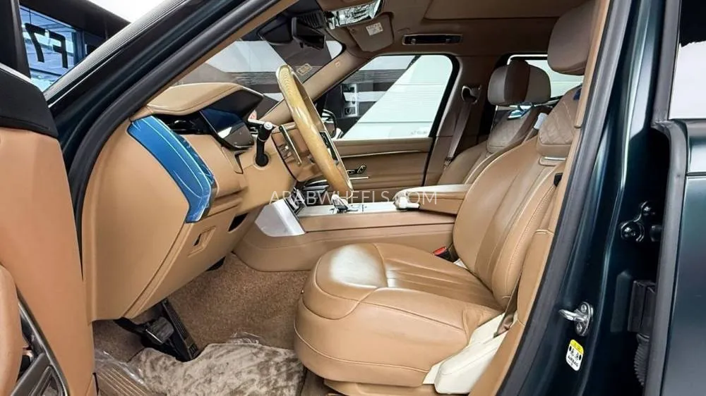 لاند روفر رينج روفر 2023 for Sale in دبي Image-10