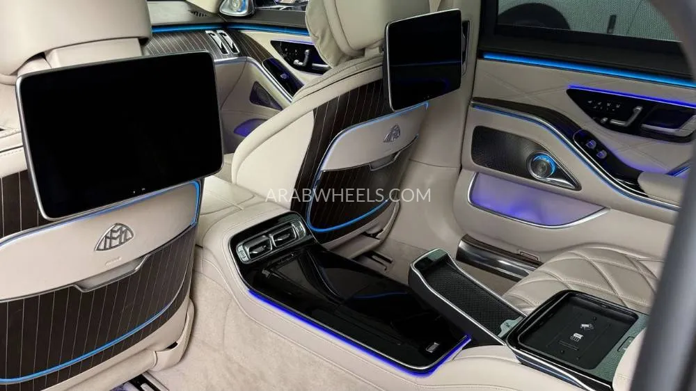 Mercedes Benz CLS Class 2023 for Sale in Dubai Image-16