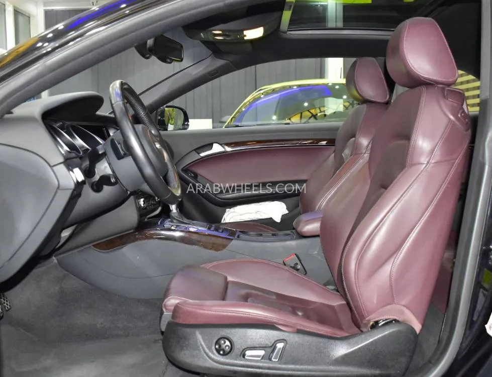 Audi A5 2015 for Sale in Dubai Image-10