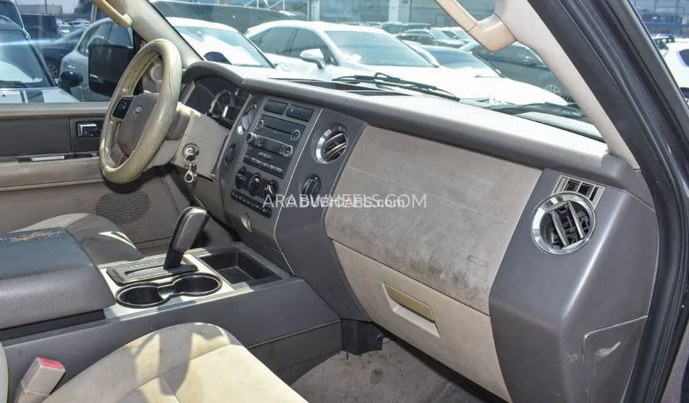 Ford Expedition 2011 for Sale in Dubai Image-11