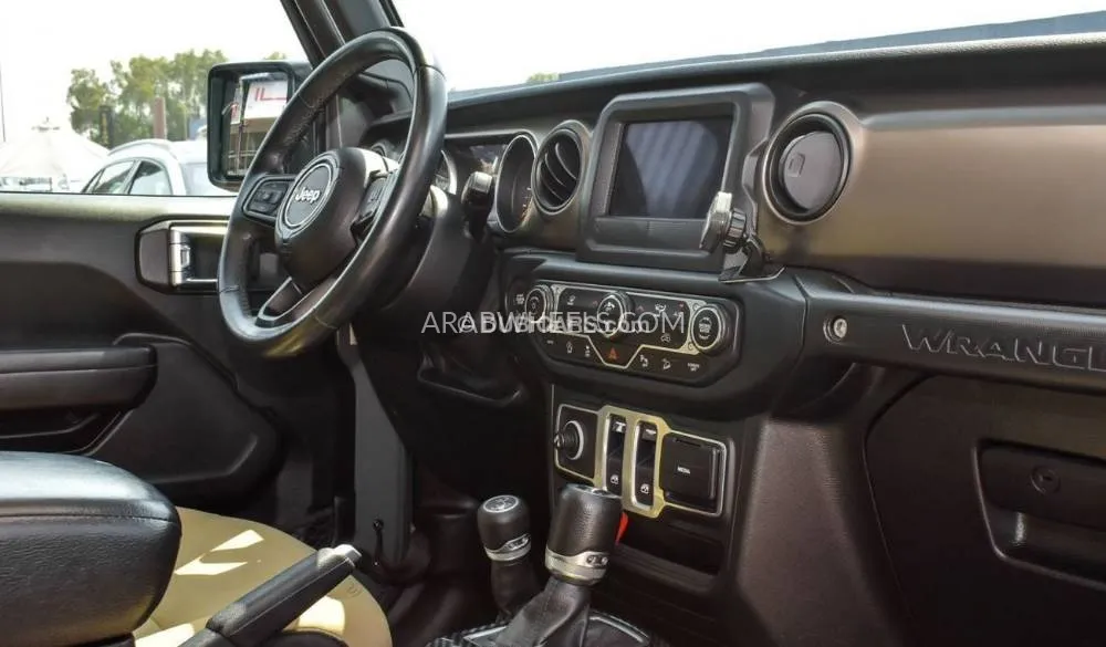 Jeep Wrangler 2018 for Sale in Dubai Image-17