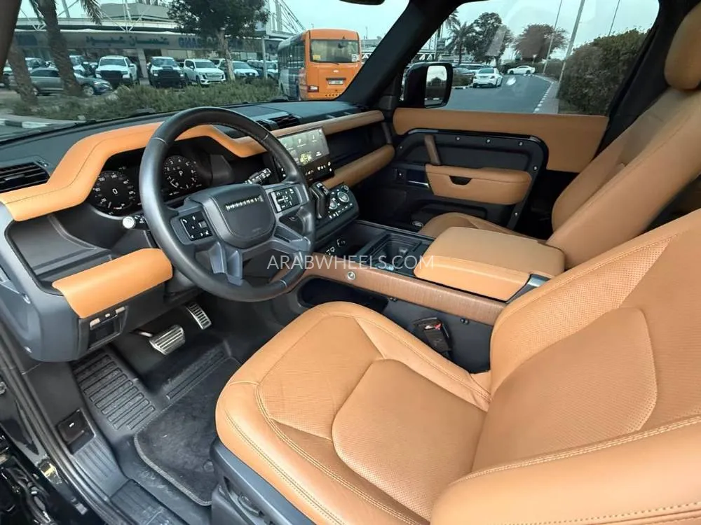 Land Rover Defender 2023 for Sale in Dubai Image-18