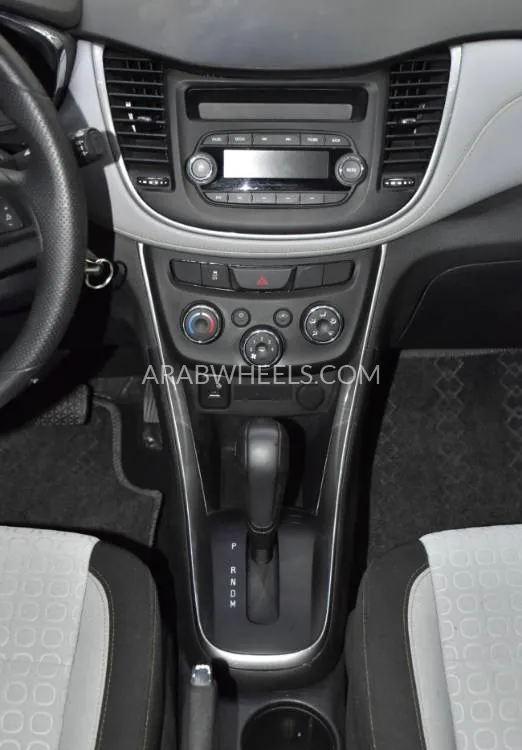 Chevrolet Trax 2017 for Sale in Dubai Image-15