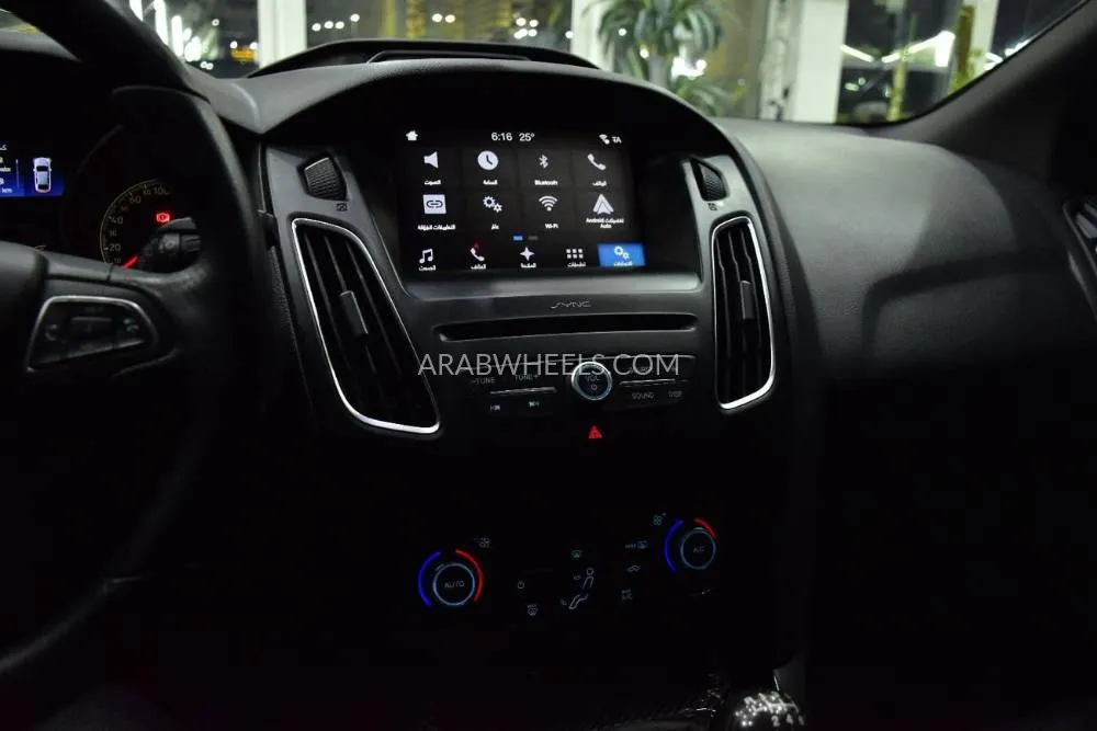 فورد فوكس 2017 for Sale in دبي Image-14