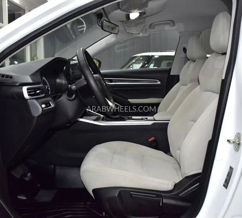 Geely Emgrand 2024 for Sale in Dubai Image-10