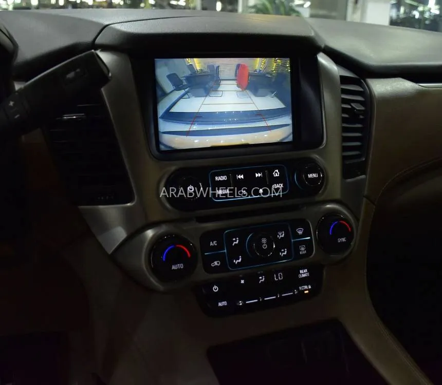 GMC Yukon 2019 for Sale in Dubai Image-15