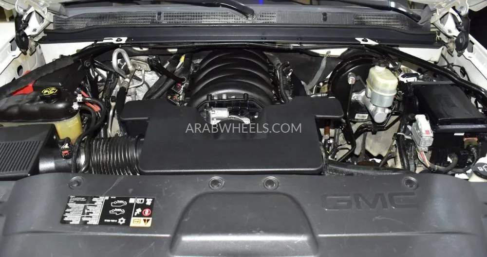 GMC Yukon 2019 for Sale in Dubai Image-20