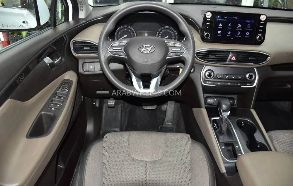 Hyundai Grand Santa Fe 2023 for Sale in Dubai Image-12