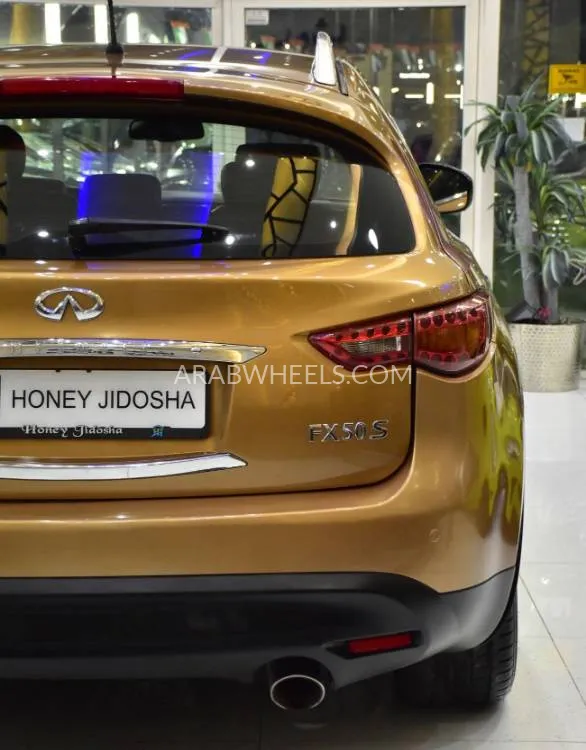 Infiniti FX50 2009 for Sale in Dubai Image-9