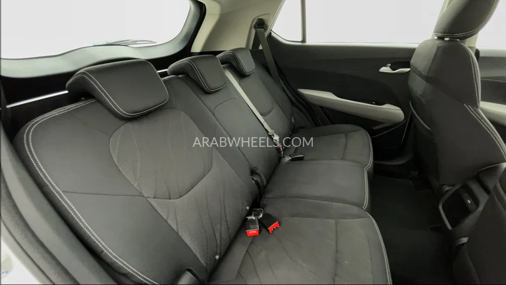 Chevrolet Groove 2023 for Sale in Dubai Image-24