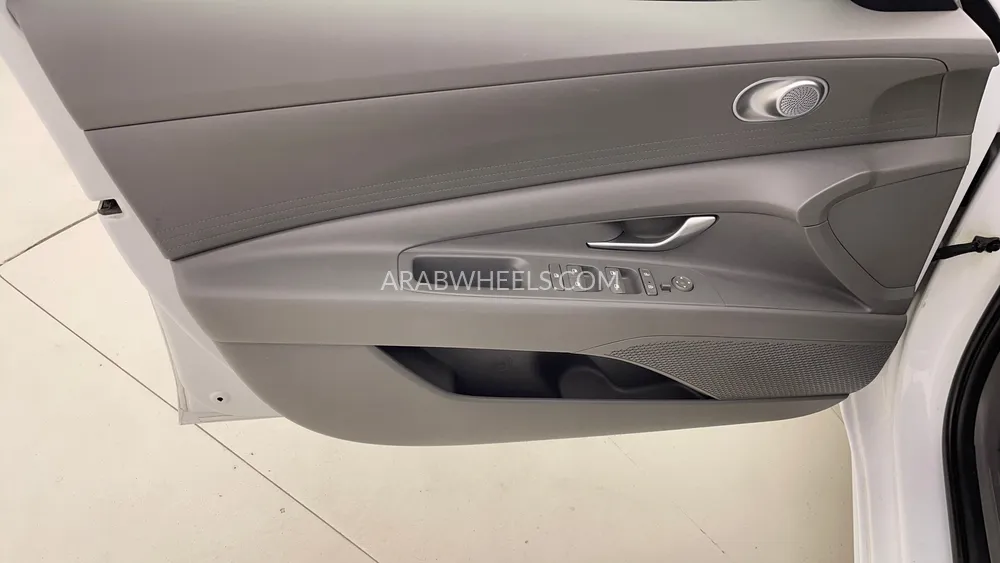 هيونداي إلنترا 2022 for Sale in دبي Image-19