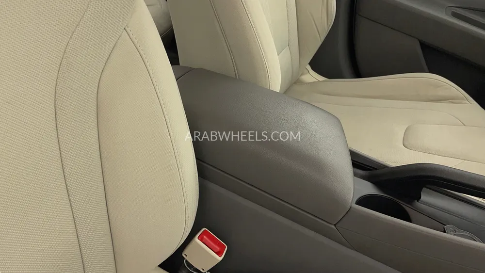 هيونداي إلنترا 2022 for Sale in دبي Image-35