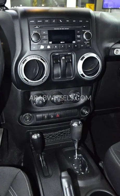 Jeep Wrangler 2014 for Sale in Dubai Image-14