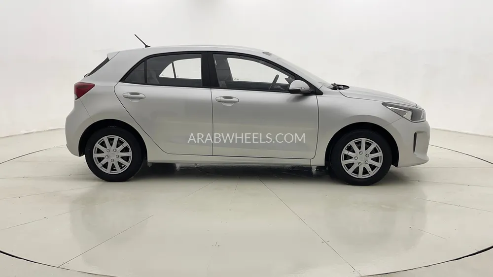 كيا ريو 2019 for Sale in دبي Image-2