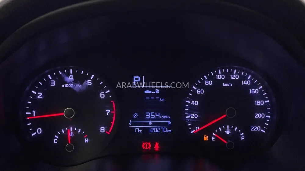 كيا ريو 2019 for Sale in دبي Image-13