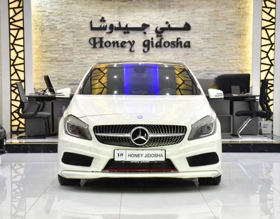 Mercedes Benz A Class 2015 for Sale in Dubai Image-2