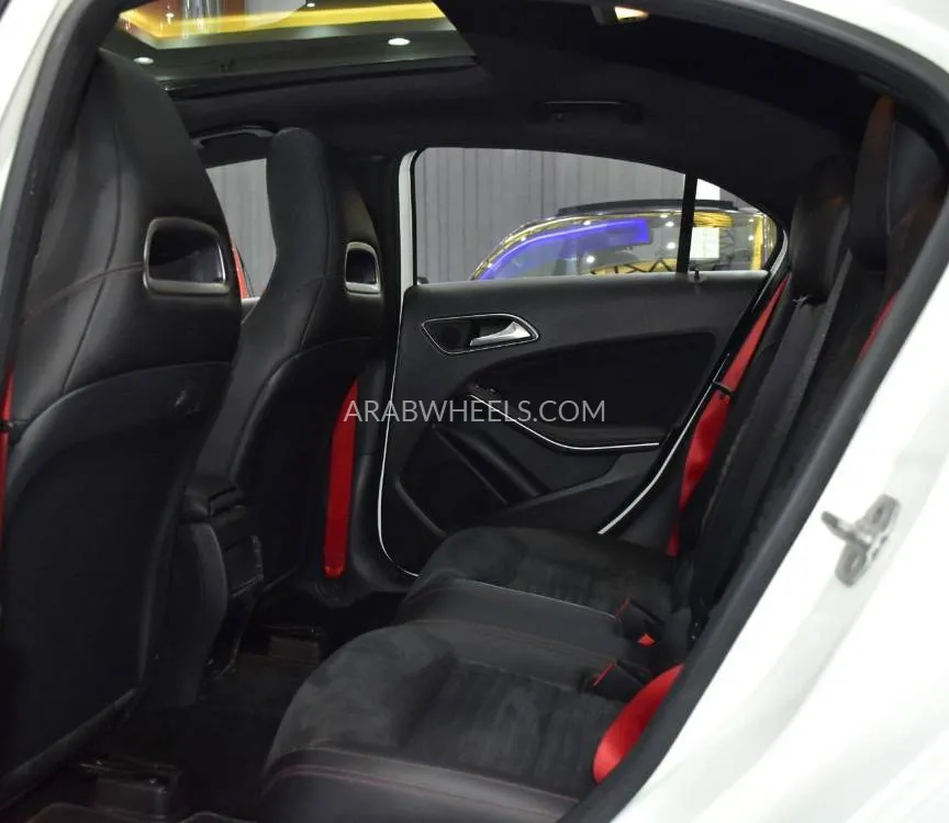 Mercedes Benz A Class 2015 for Sale in Dubai Image-16