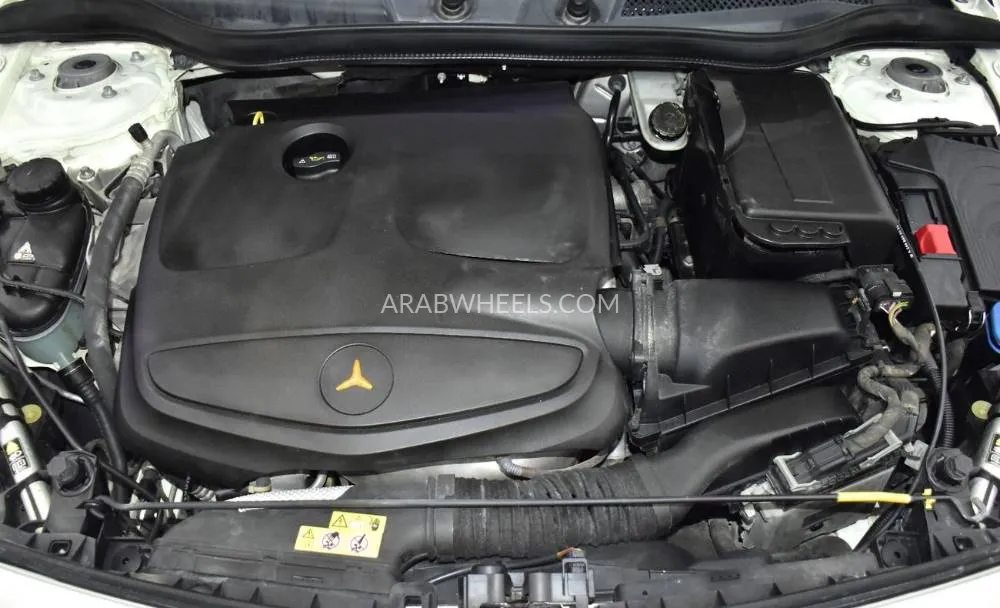 Mercedes Benz A Class 2015 for Sale in Dubai Image-17