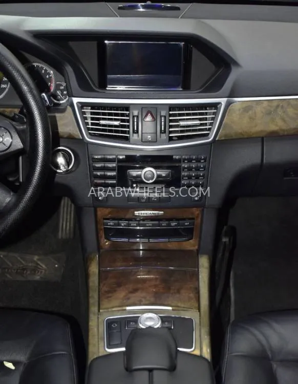 Mercedes Benz E Class 2010 for Sale in Dubai Image-15